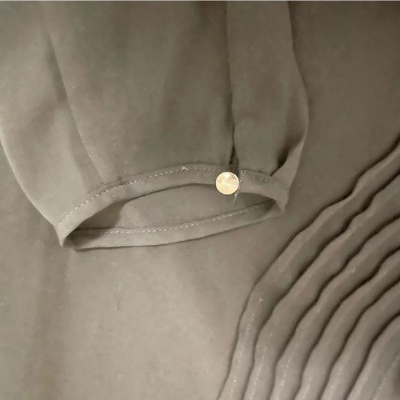 Banana Republic- Women’s  Small Black Chiffon Blouse - Picture 5 of 9